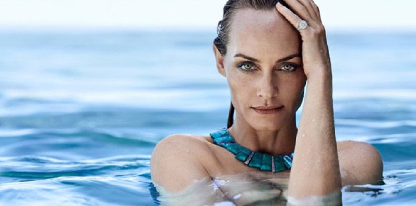 Peter Lindbergh Shoots Amber, Anna, Joan & Ashley In David Peter Lindbergh Shoots Amber, Anna, Joan & Ashley In David